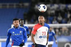 开云体育中国官网-关于亚眠队球员展现高超技术，助力取胜的信息