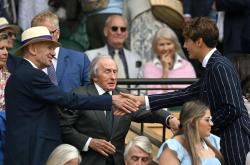 开云体育中国官网-威廉姆斯逆转梅赛德斯，拉塞尔统治全场的简单介绍