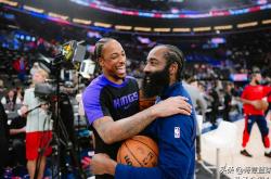 开云官网-山东队翻盘快船，德罗赞点燃赛场