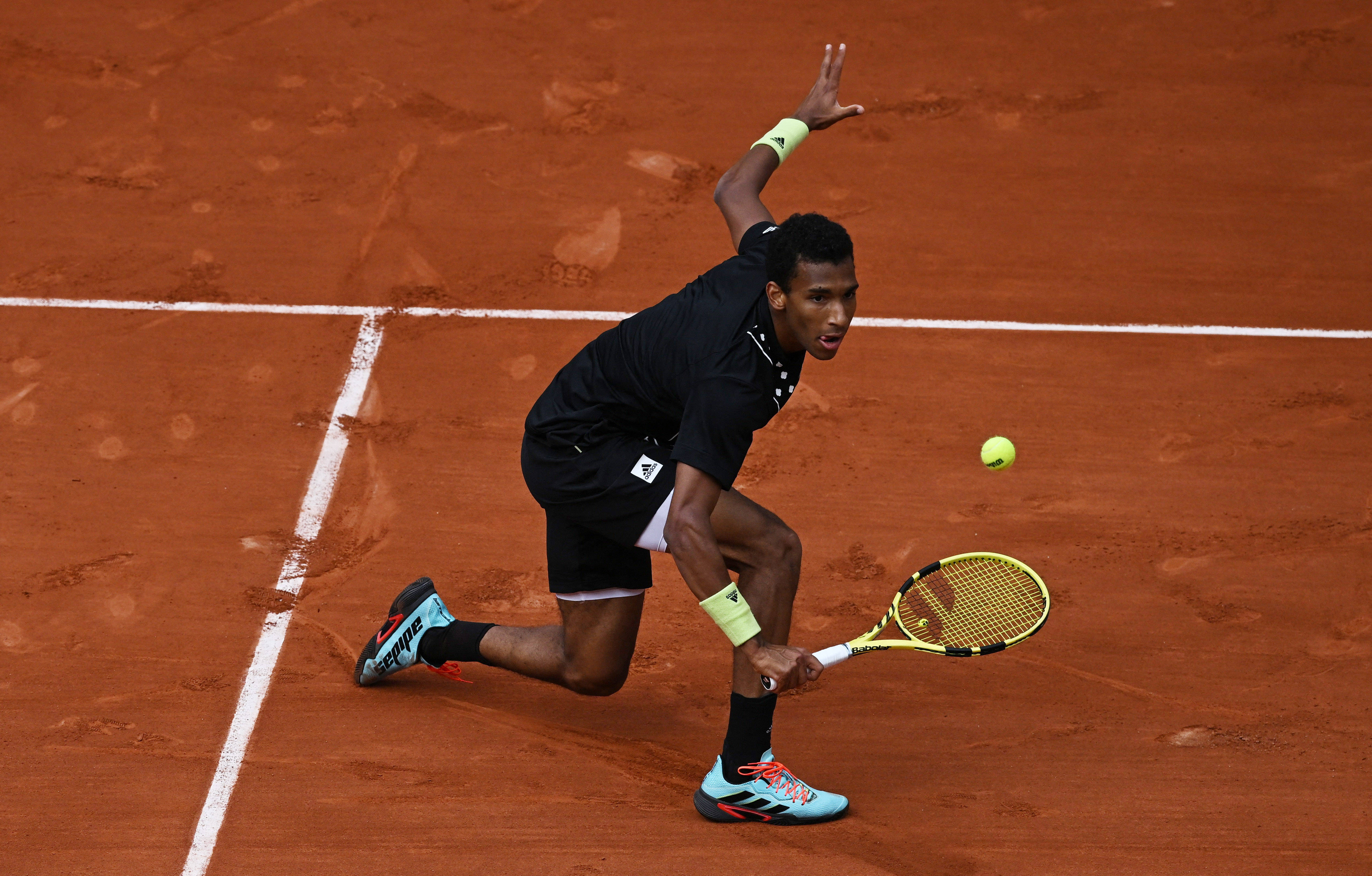 关于法国网球队绝杀日本网球队,纳达尔制霸全场的信息 关于法国网球队绝杀日本网球队,纳达尔制霸全场的信息