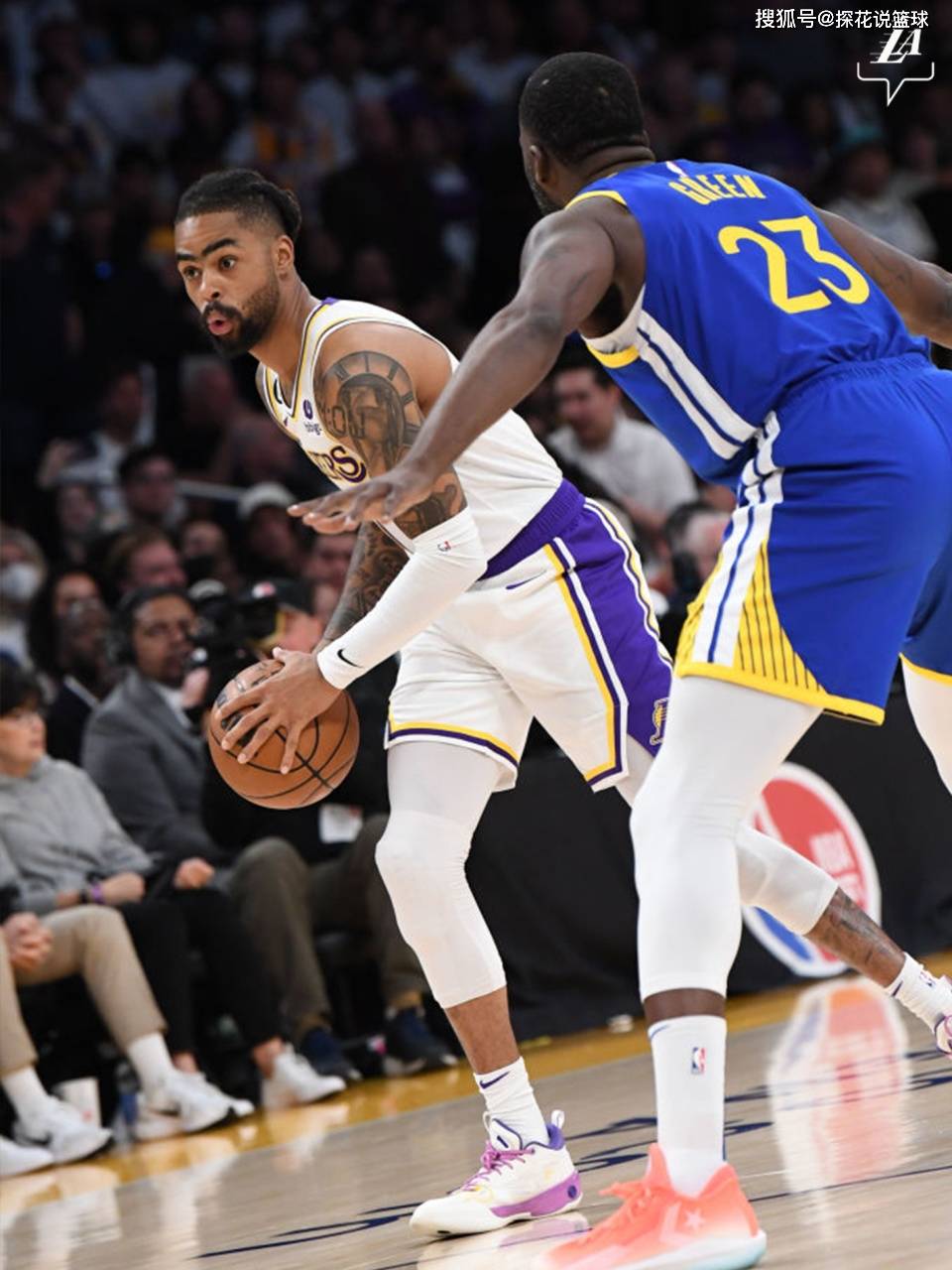 关于BRO横扫EG,Xiaohu三分雨点燃全场的信息 关于BRO横扫EG,Xiaohu三分雨点燃全场的信息