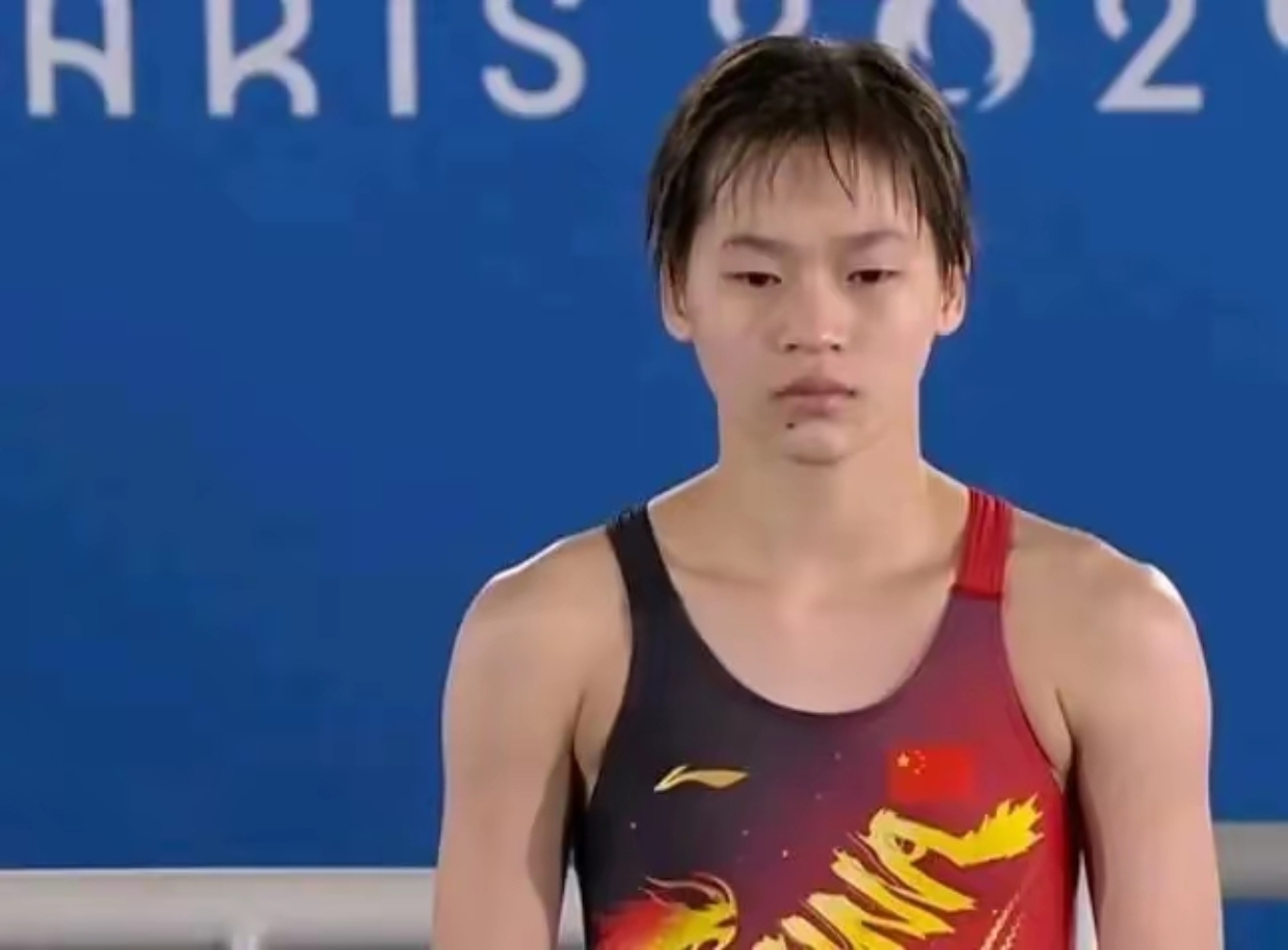 日本选手卫冕女子跳水项目冠军