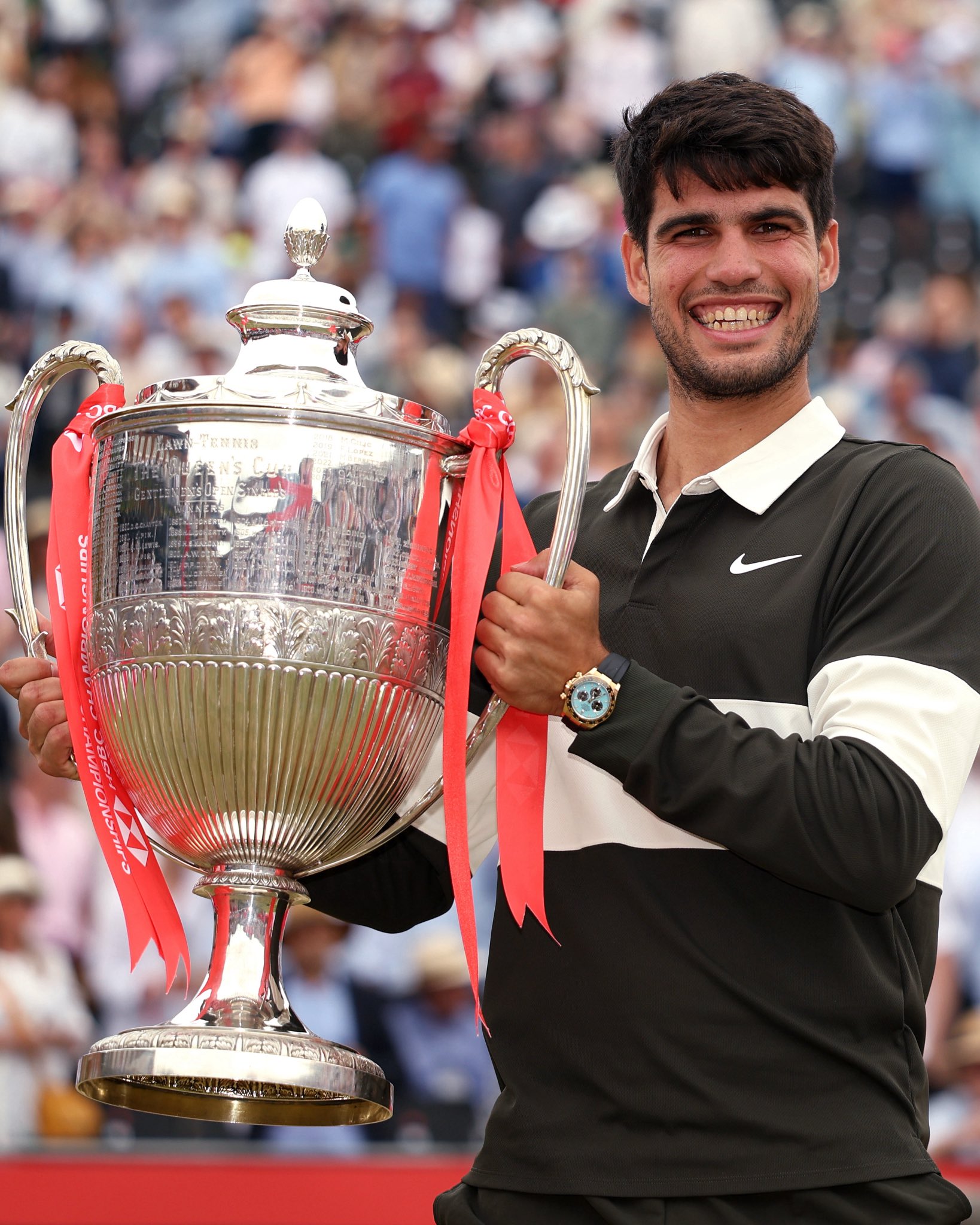 世界网球队险胜西班牙网球队,阿尔卡拉斯统治全场的简单介绍 世界网球队险胜西班牙网球队,阿尔卡拉斯统治全场的简单介绍