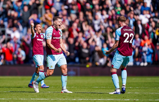 关于狼队大获胜利!保级形势明朗的信息 关于狼队大获胜利!保级形势明朗的信息