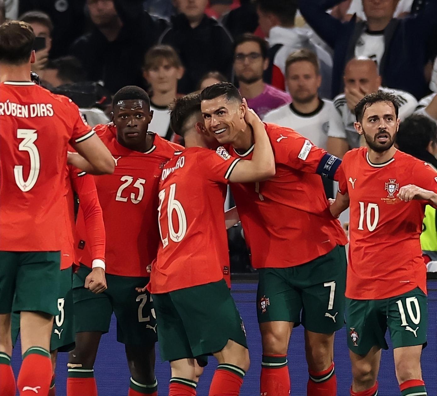 包含欧国联比赛：奥地利队客场失利，排名下滑的词条