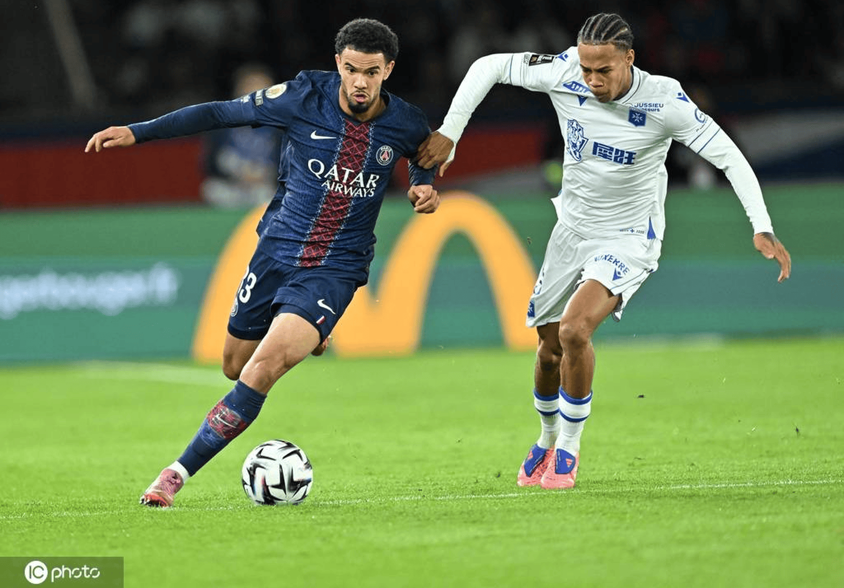 关于巴黎圣日耳曼惨遭逆转,瑞士球王破门的信息 关于巴黎圣日耳曼惨遭逆转,瑞士球王破门的信息