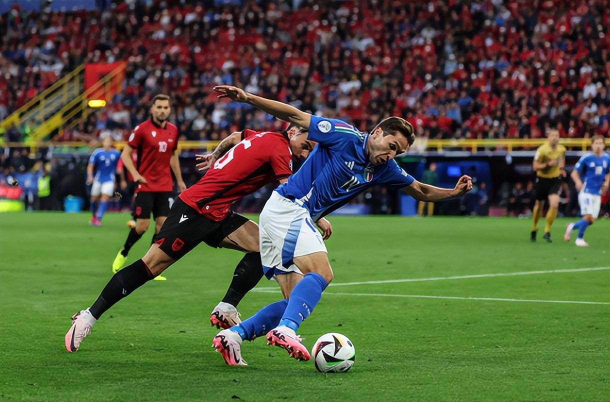 包含匈牙利负于意大利，欧锦赛征程告别的词条