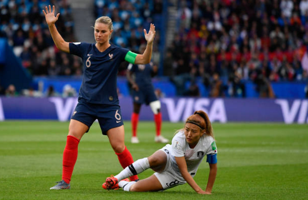 巴西女足冷门涉险过关：晋级形势严峻的简单介绍