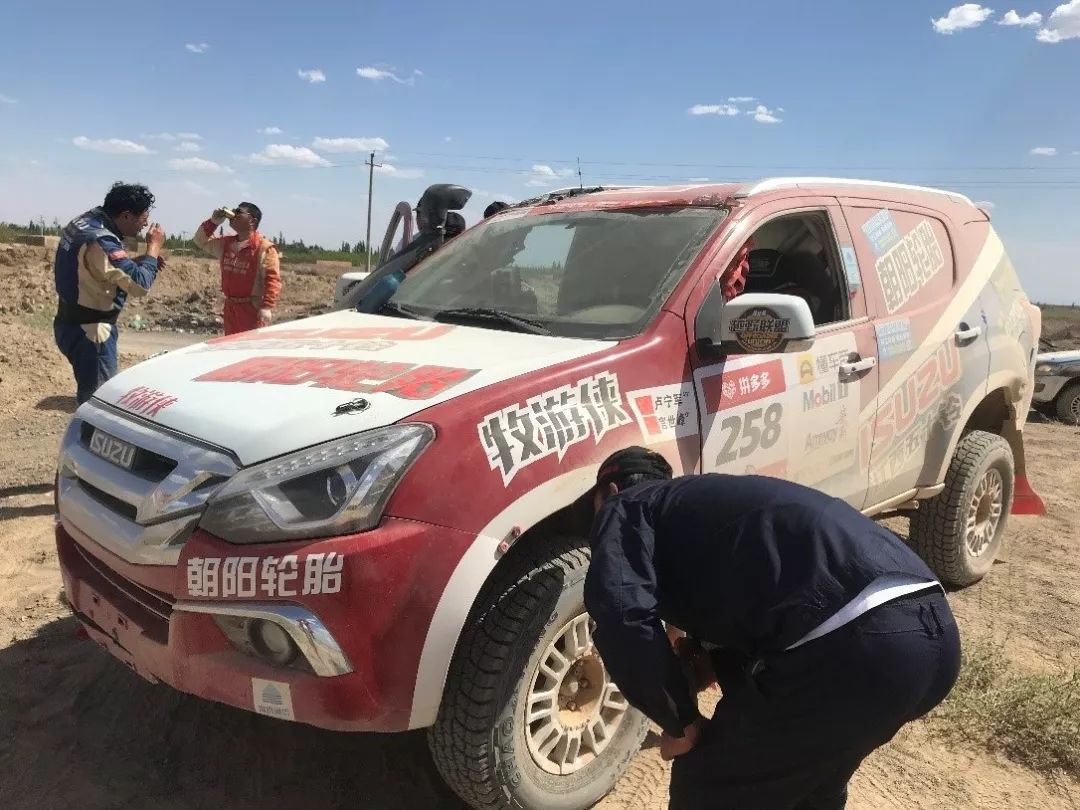 包含索伯车队鏖战威廉姆斯，诺里斯状态火热的词条