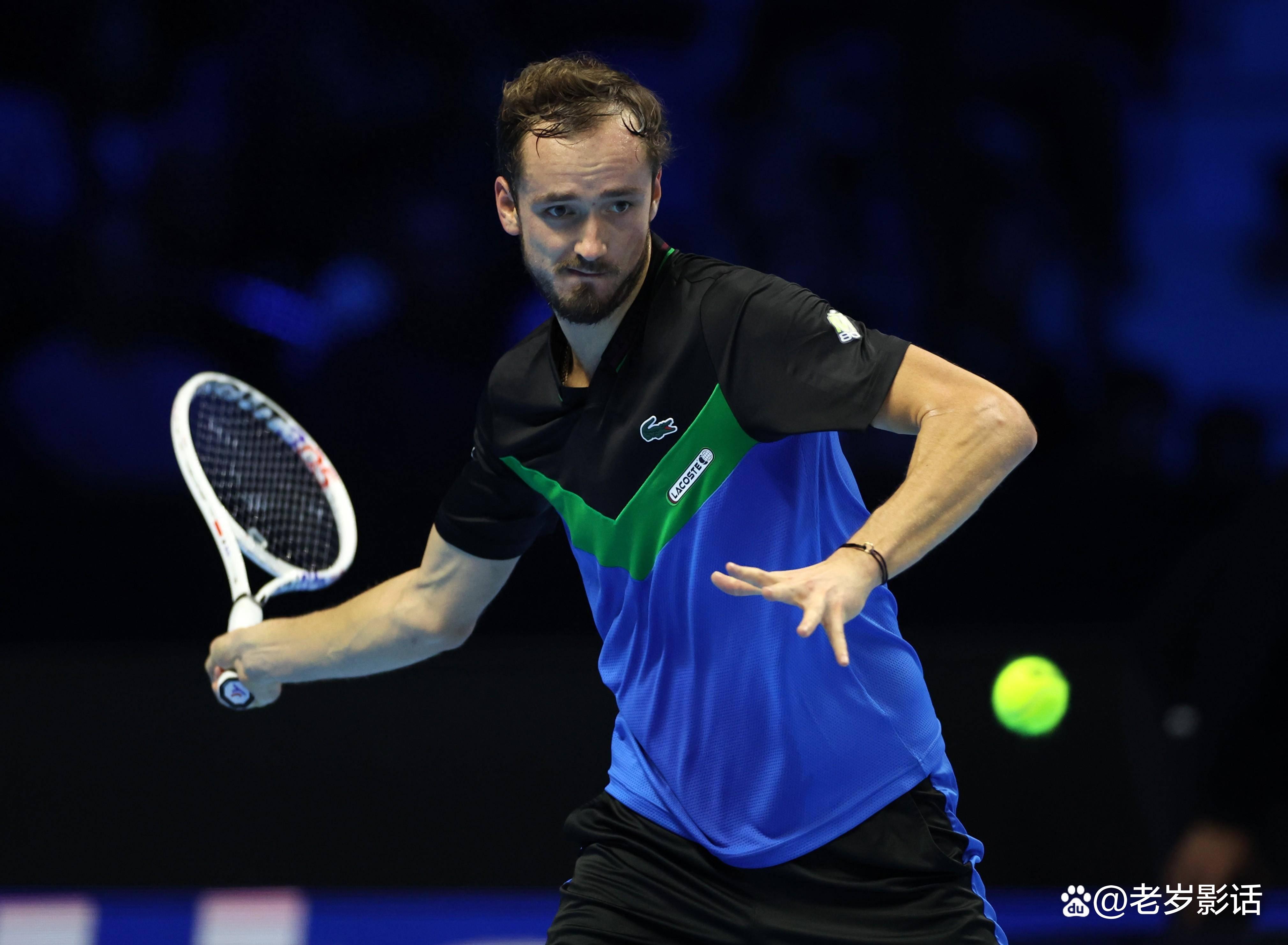 包含拉沃尔杯翻盘温网，梅德韦杰夫关键制胜的词条