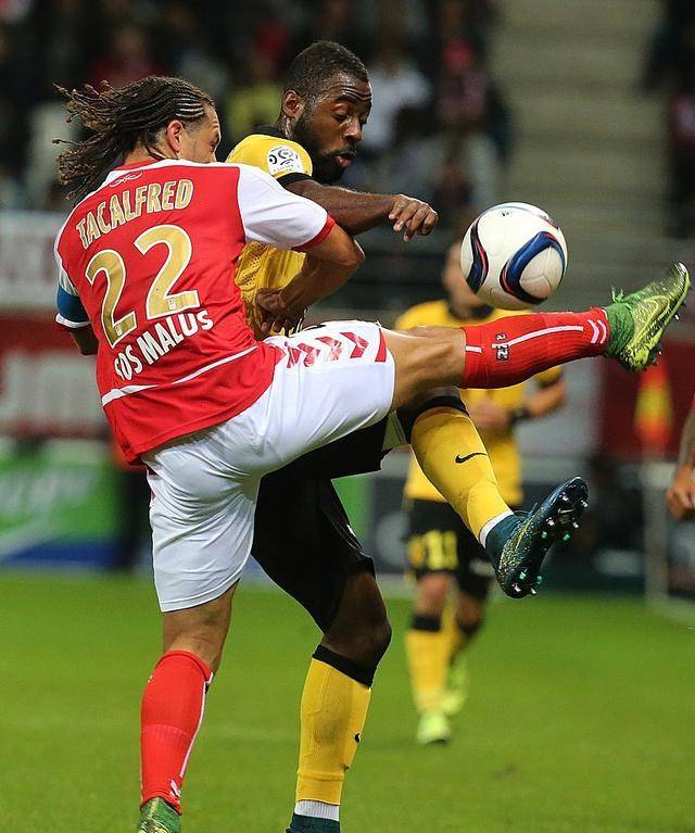 兰斯击败枪手，取得惊人胜利