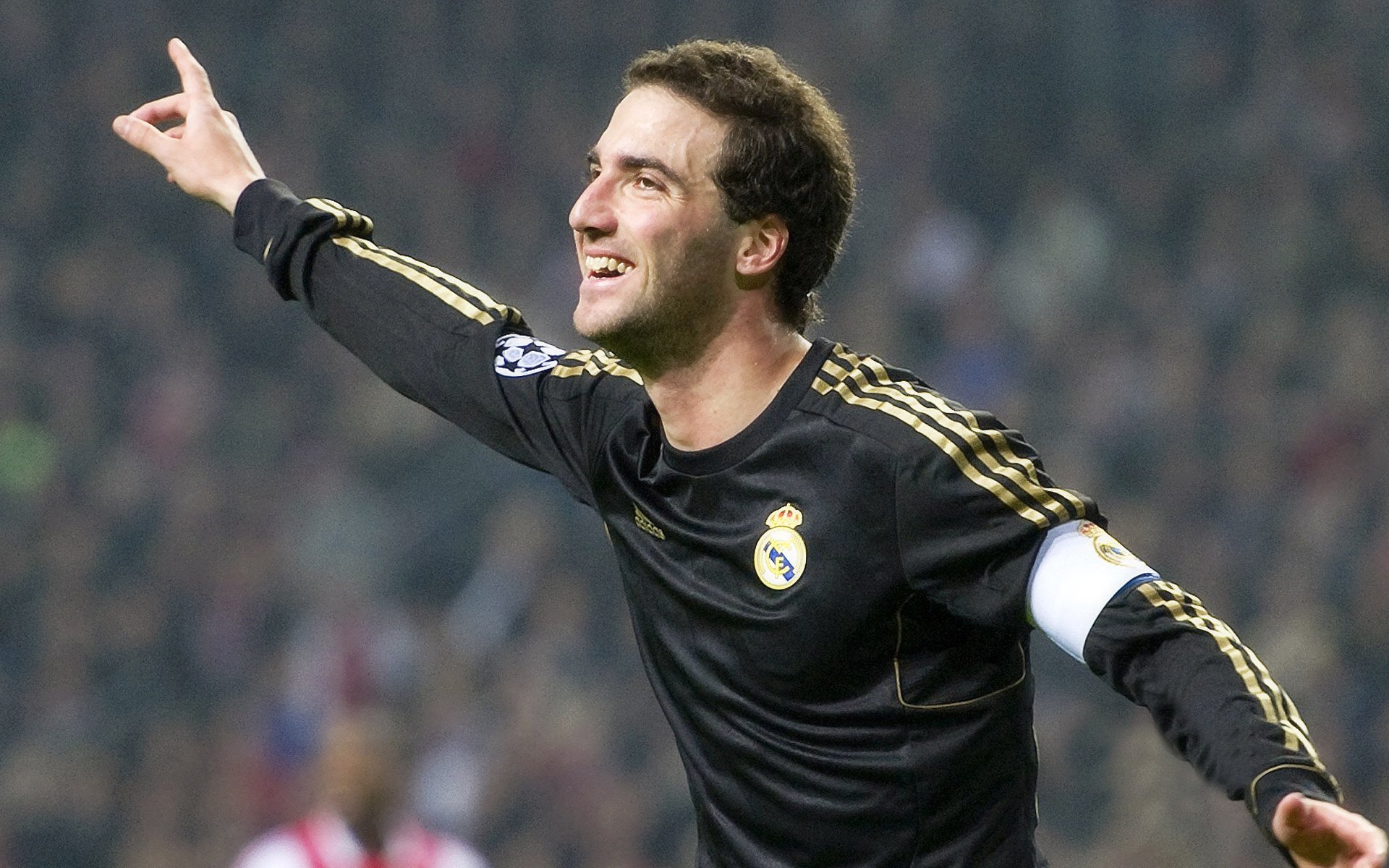 李刚仁爆发终结悬念，中国资本曼城提前锁定胜局